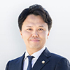 黄 英世