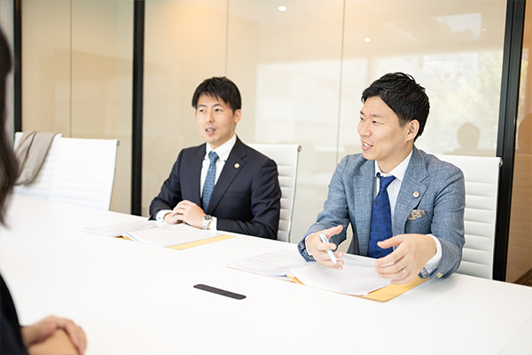 弁護士法人法律事務所ロイヤーズ・ハイ 難波オフィスサムネイル0