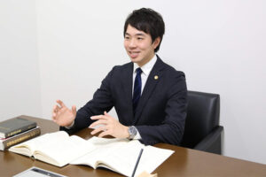 アトム法律事務所大阪支部サムネイル0