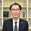 辻井 康喜 （つじい やすき）